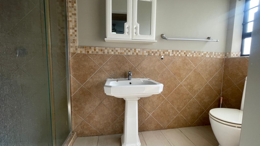 4 Bedroom Property for Sale in Blue Bend Eastern Cape